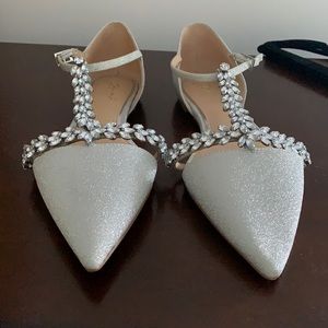 Jewel Badgley Mischka pointed silver flats